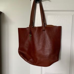 Fossil Tote